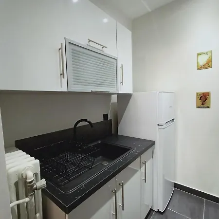 T1 Bis Au Coeur D'aix-les-bains, A Deux Pas Des Thermes, Et Gare, Decore Avec Soin - Fr-1-555-44 Apartamento *